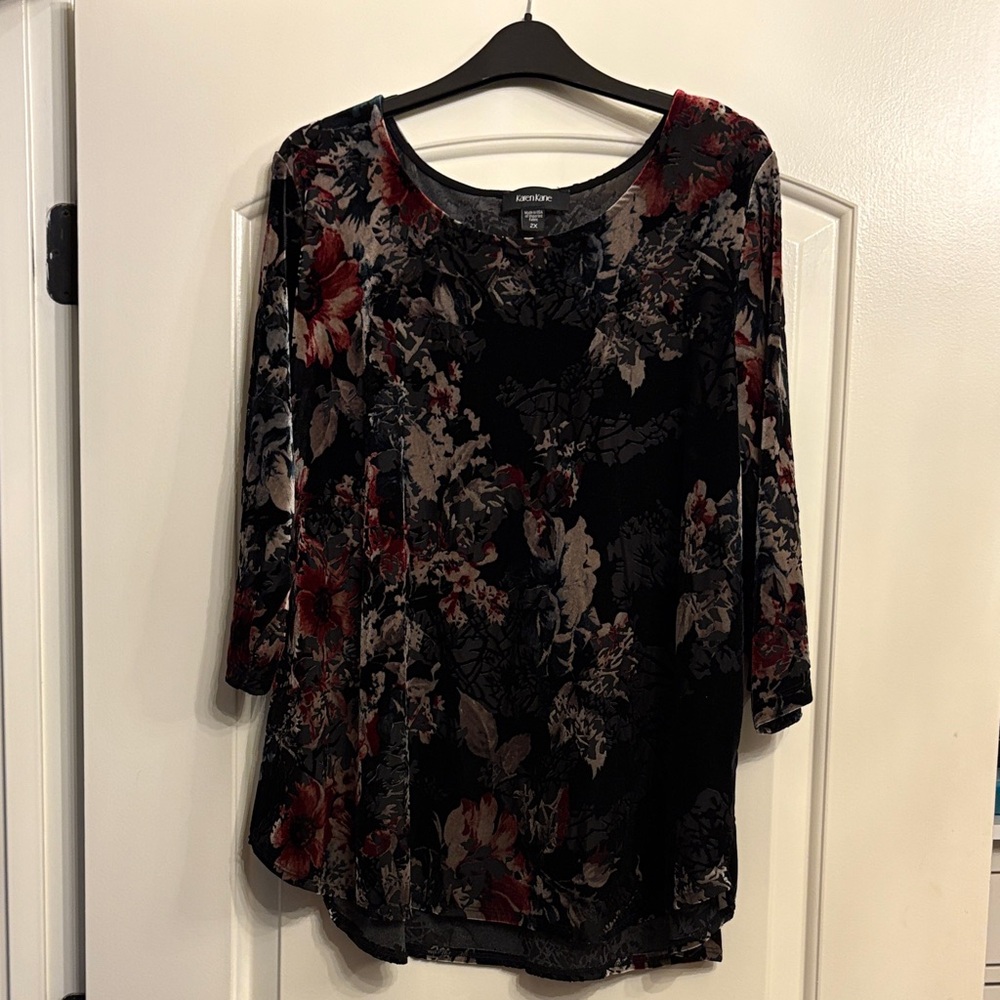 Karen Kane Black and Red Floral Blouse